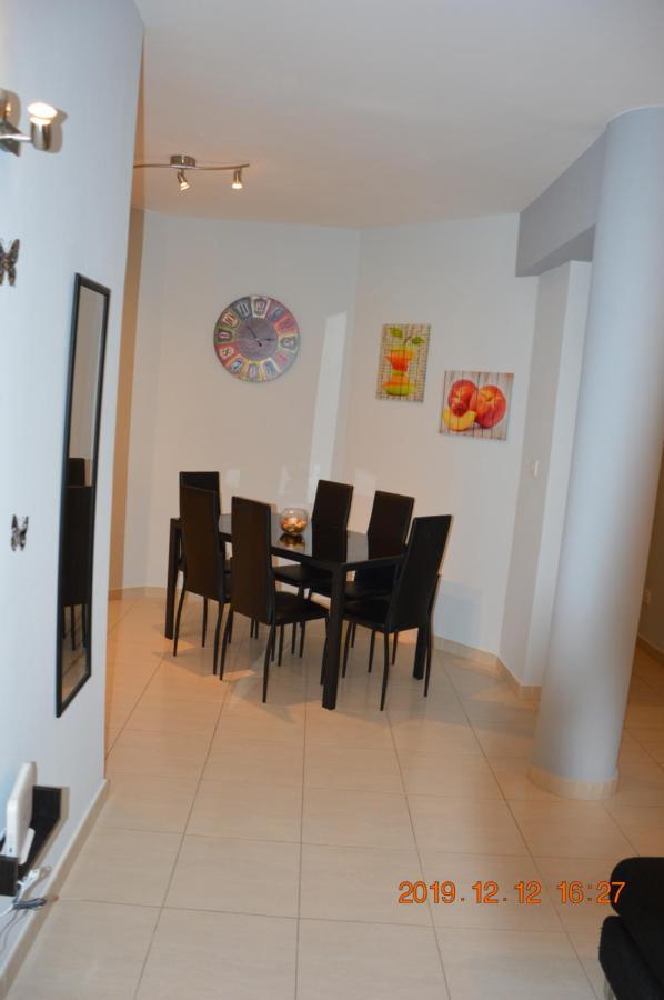 Luxury Apartment Paphos Exterior foto